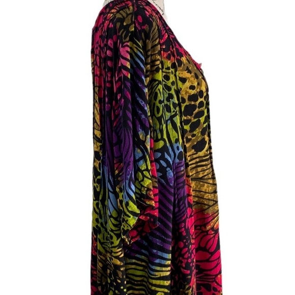 Roamans 26X green and pink animal print blouse - Picture 4 of 5